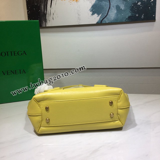 Bottega veneta高端女包 96009s小號 寶緹嘉Arco33油蠟牛皮包 BV經典款蝙蝠包手提包  gxz1243